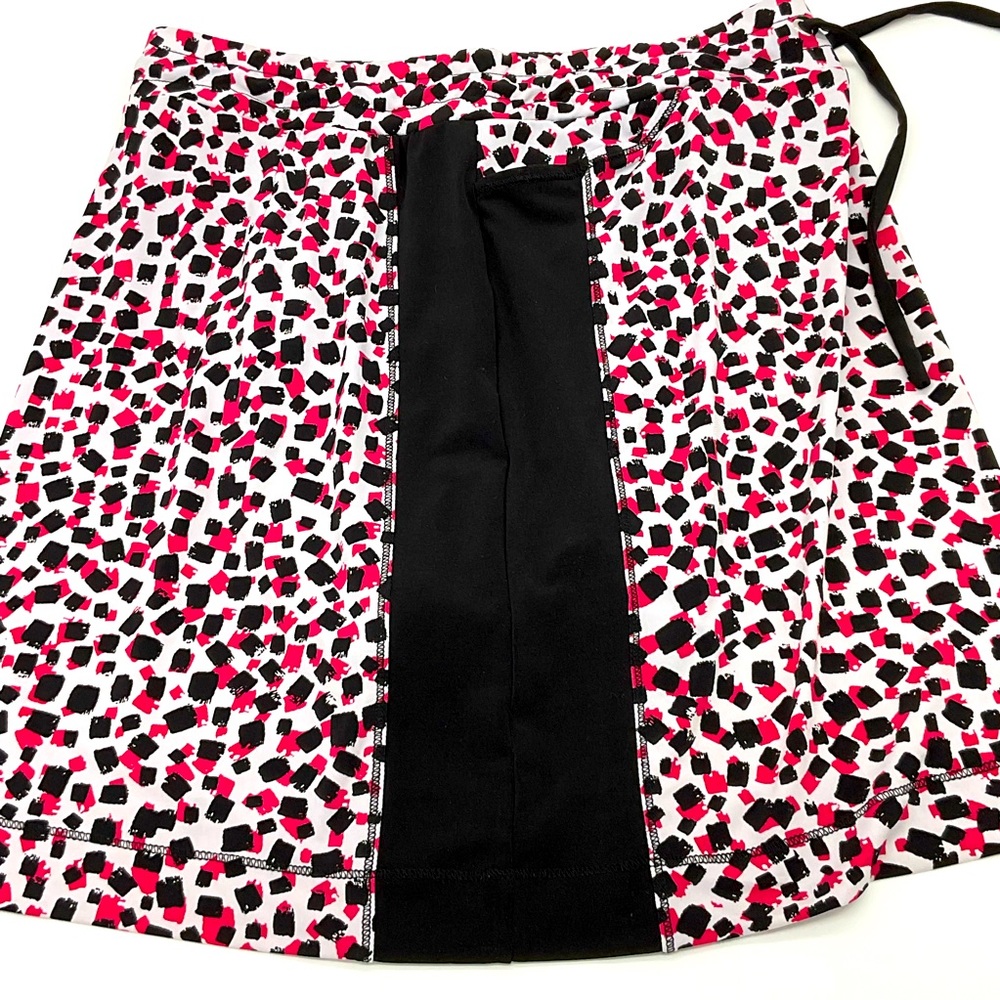 Chico’s Pull-On Skort, Size 6 - Picture 6 of 7